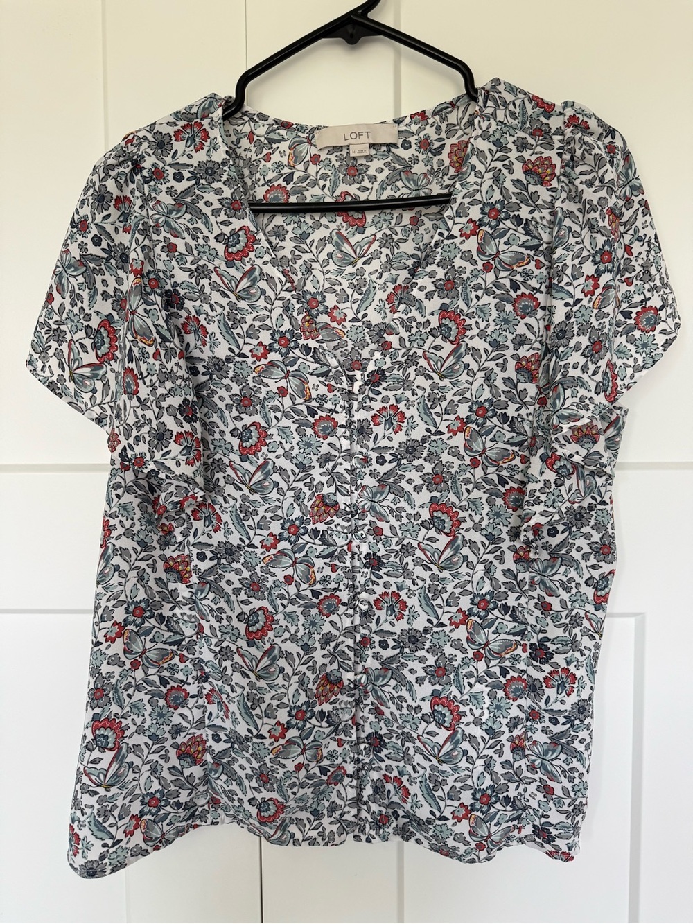 LOFT White Floral V-Neck Button Blouse with Red and Green Accents